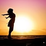 woman-happiness-sunrise-silhouette-40192.jpeg woman-happiness-sunrise-silhouette-40192.jpegLa contraception du couple par le couple - MoonFlow