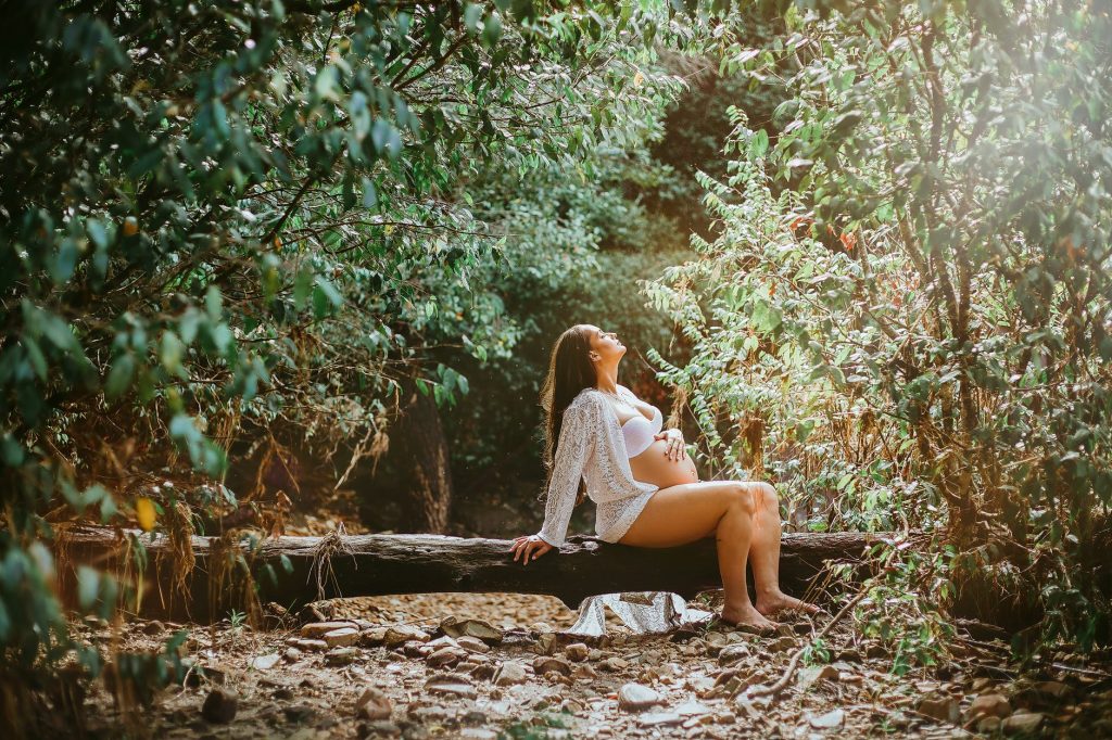 Préparer l'accouchement naturellement avec les huiles essentielles