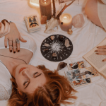 Célébrer cycle menstruel rituel automne phase lutéale