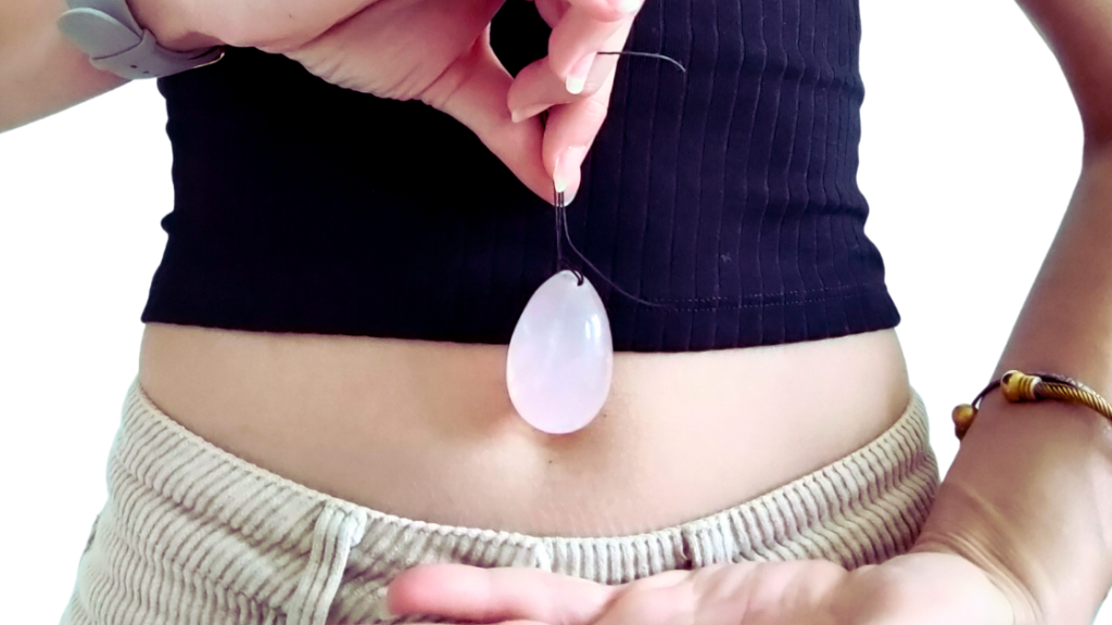 oeuf-de-yoni-quartz-rose-utilisation-avis - MoonFlow Oeuf de yoni en quartz rose : avis et utilisation