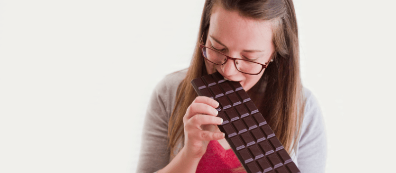 Envie de chocolat avant les règles et autre fringale, augmentation de l'appétit en prémenstruel